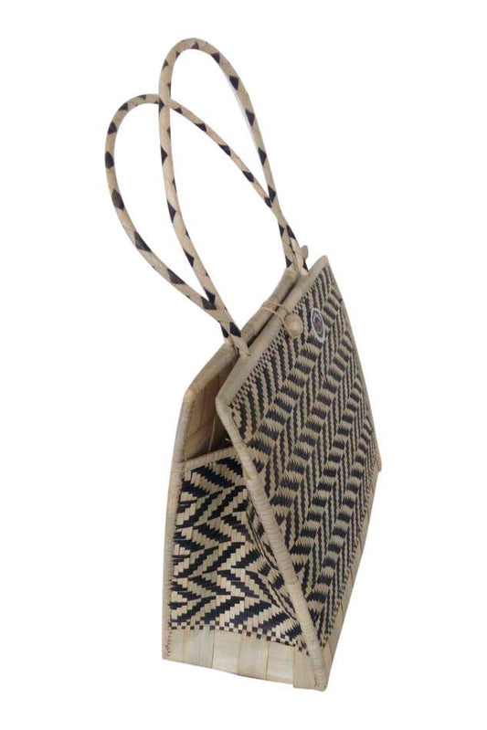 Sanasana - Medium Size Handwoven Purse from Fiji